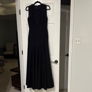 Black Halo Classic Black Maxi Dress